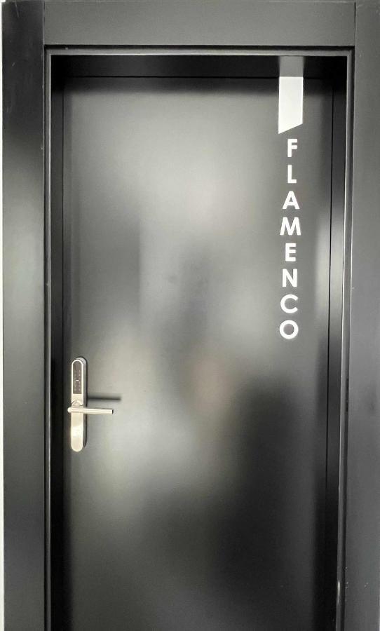Flamenco Modern & Luxury Apartment มาลากา ภายนอก รูปภาพ